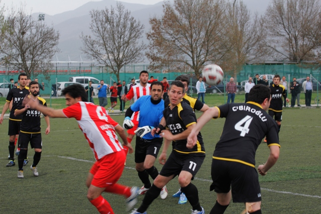 Karaçayır derbisinde gol sesi çıkmadı 0-0