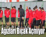 Ağızları bıçak açmıyor
