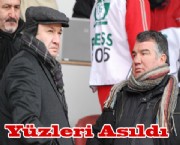 Yüzleri Asıldı