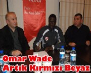 Omar imzayı attı