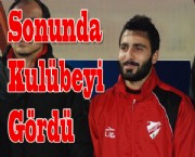 Sonunda Kulübeyi Gördü