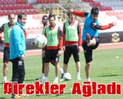 Direkler Ağladı