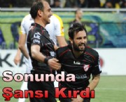 Sonunda Şansı Kırdı