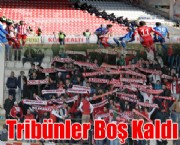 Tribünler Boş Kaldı