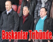 Başkanlar Tribünde