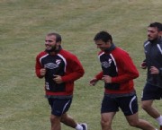 Ayağının tozu ile çalışmaya çıktı