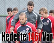 Hedef'te 1461 Var