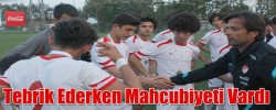 Tebrik Ederken Mahcubiyeti Vardı