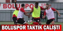HOCA İSTİYOR FUTBOLCULAR YAPIYOR