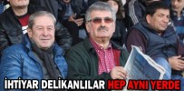 İHTİYAR DELİKANLILAR HEP AYNI YERDE