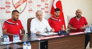Özgür  Can ve Batuhan Altıntaş  İmzaladı