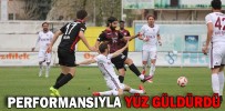 PERFORMANSIYLA YÜZ GÜLDÜRDÜ